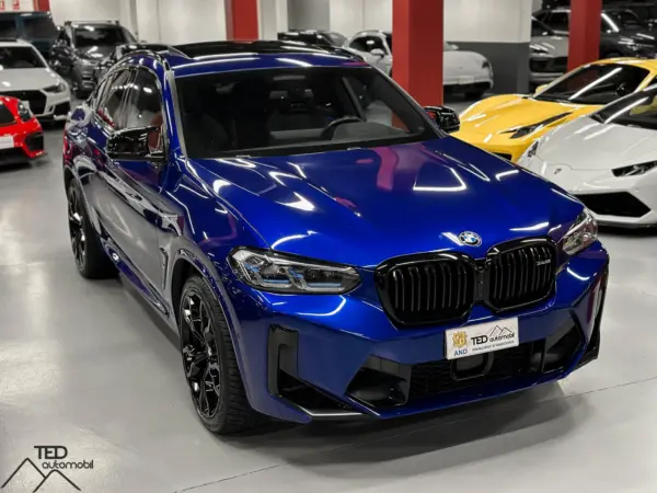 BMW X4 M Competition 510cv Blau 03