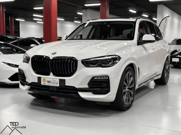 BMW X5 30 D X Line 265cv Principale