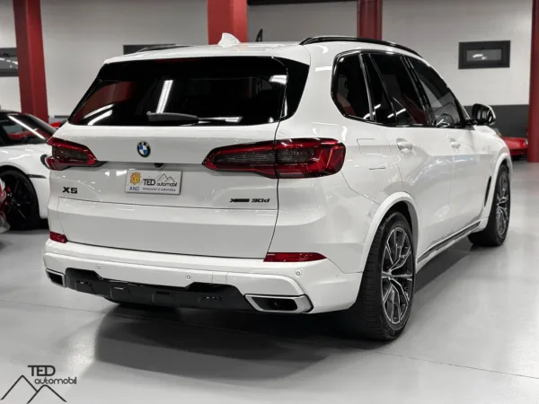 BMW X5 30 D X Line 265cv 07