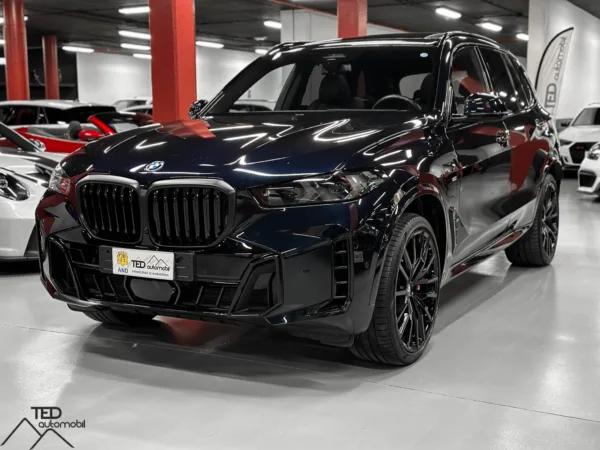 BMW X5 50e Hybrid Endollable Pack M 489cv Principale