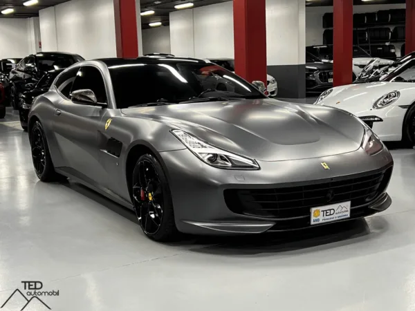 Ferrari GTC4 Lusso T 610cv 03