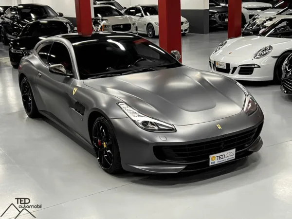 Ferrari GTC4 Lusso T 610cv 04