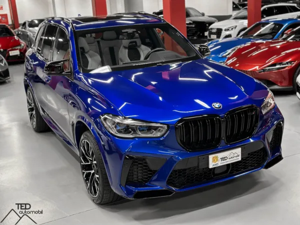 BMW X5 M Competition 625cv Blau 04