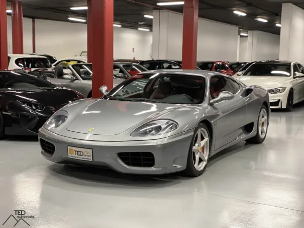 Ferrari 360 Modena F1 400cv Principale