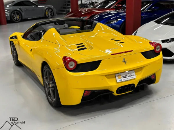 Ferrari 458 Italia Spider 570cv Lift Groc 09