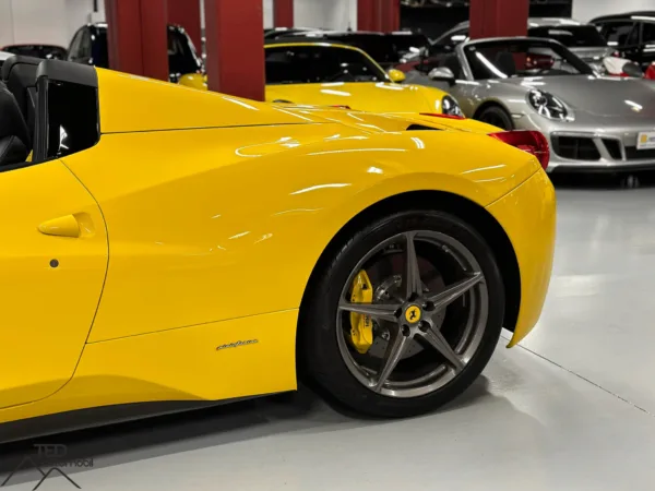 Ferrari 458 Italia Spider 570cv Lift Groc 10