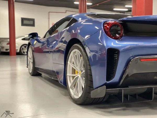 Ferrari 488 Pista 720cv 13