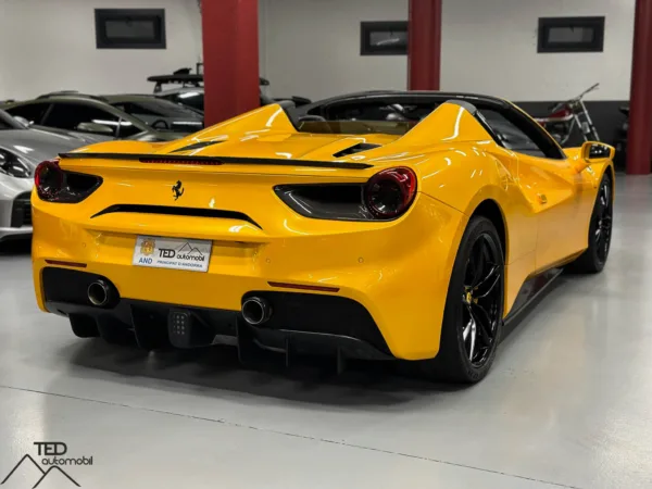 Ferrari 488 Spider 670cv 05