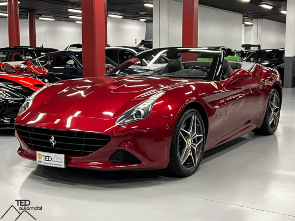 Ferrari California T 560cv Principale