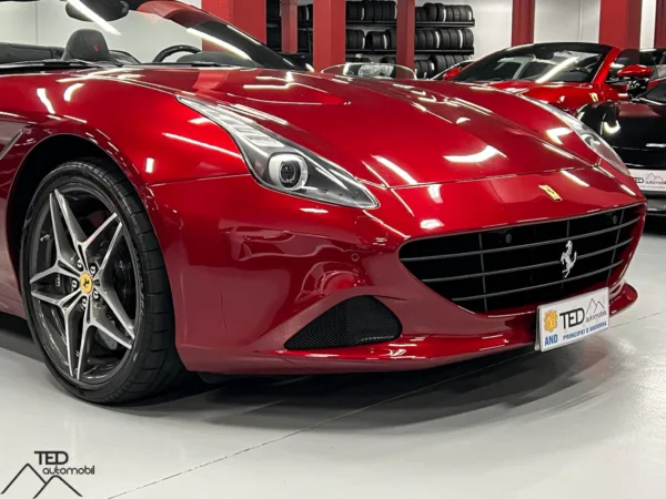 Ferrari California T 560cv 05