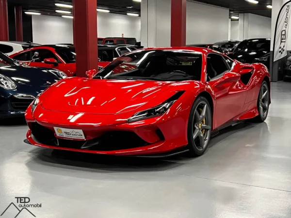 Ferrari F8 Tributo 720cv Vermell Principale