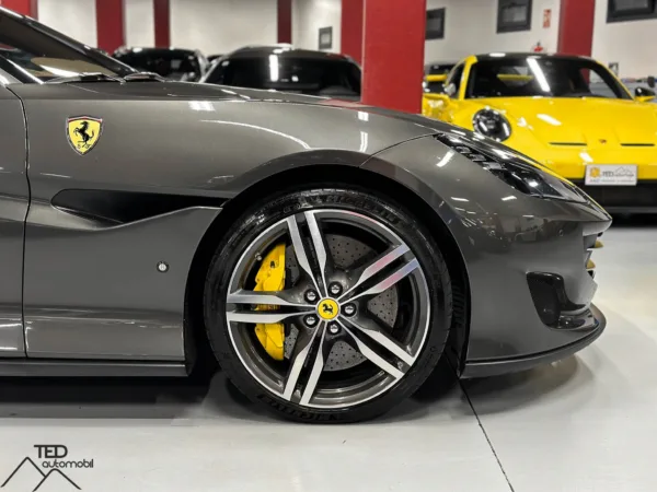 Ferrari Portofino 600cv Gris 05