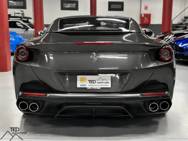 Ferrari Portofino 600cv Gris 07