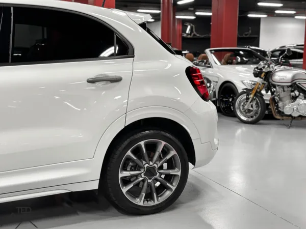 Fiat 500 X Sport 150cv 10