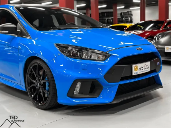 Ford Focus RS Performance 350cv 05