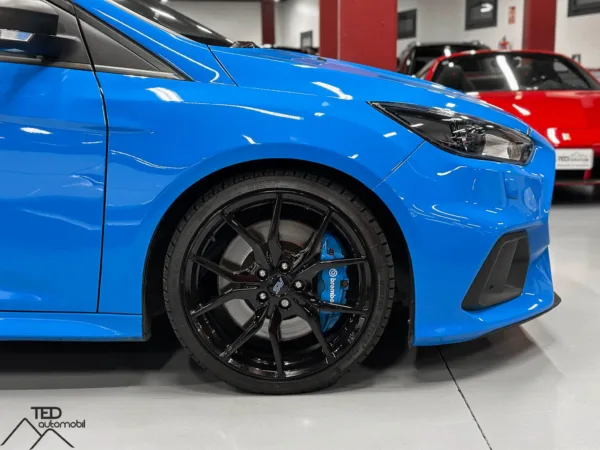 Ford Focus RS Performance 350cv 06