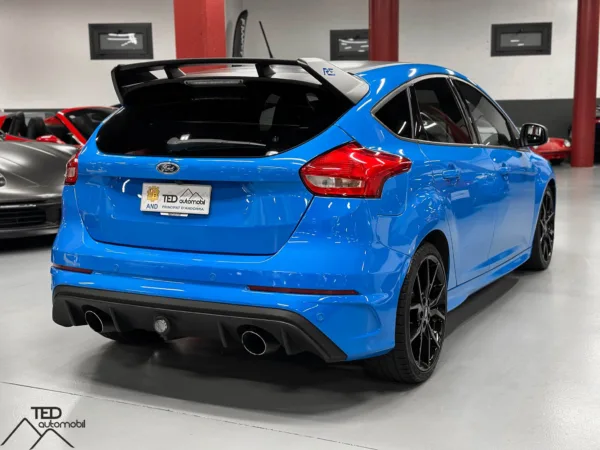 Ford Focus RS Performance 350cv 07