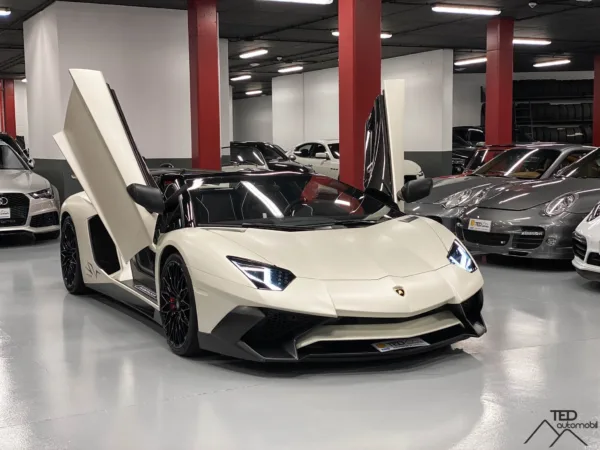 Lamborghini Aventador SV Roadster 750cv 03