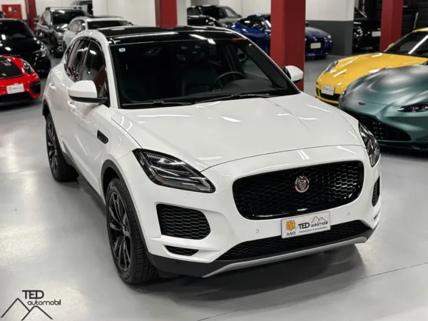 Jaguar E Pace 200cv AWD 03