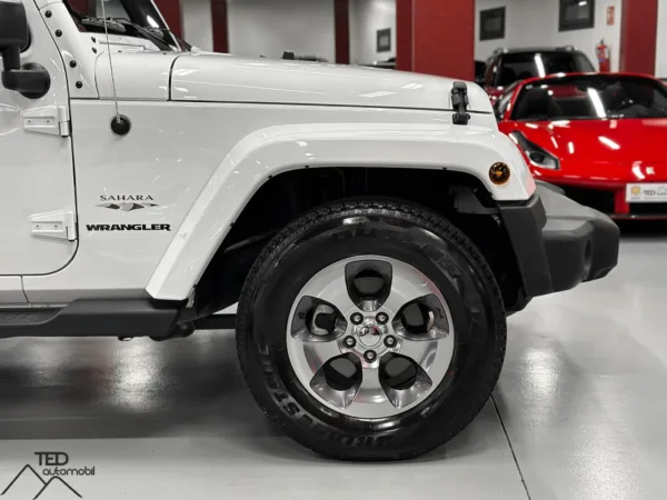 Jeep Wrangler JK Sahara 284cv 06