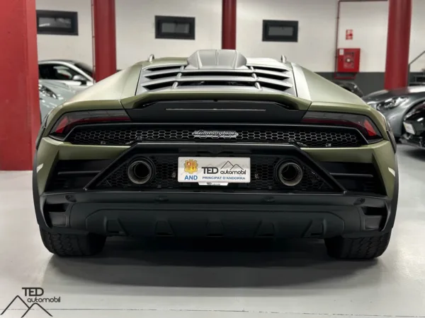 Lamborghini Huracan Sterrato V10 LP 610 4 07