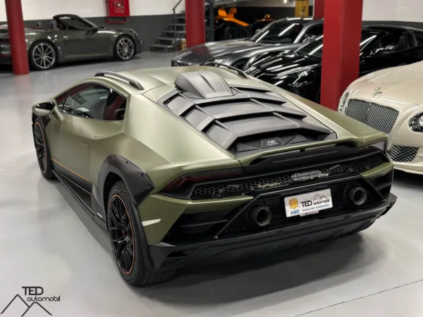 Lamborghini Huracan Sterrato V10 LP 610 4 09