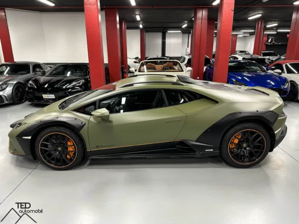 Lamborghini Huracan Sterrato V10 LP 610 4 10