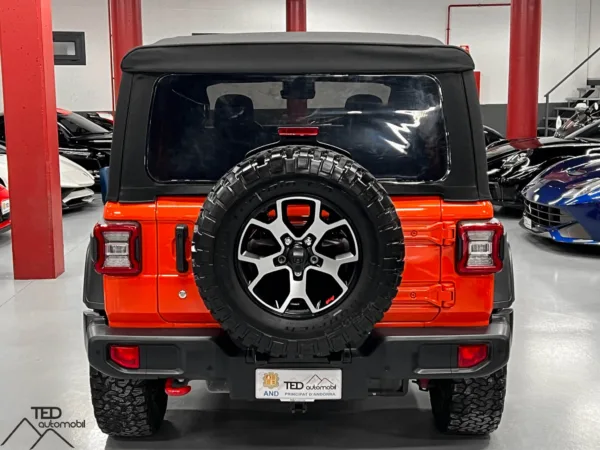 Jeep Wrangler JLU Rubicon 200cv 07