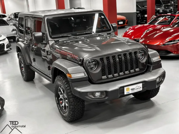 Jeep Wrangler JLU Rubicon 272cv Gris 04