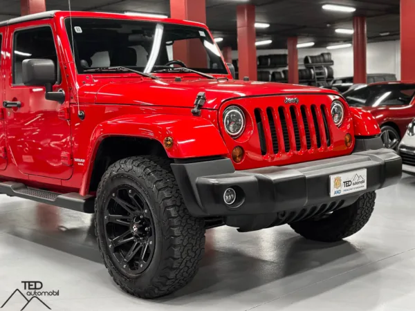 Jeep Wrangler Unlimited Automatic 200cv 05