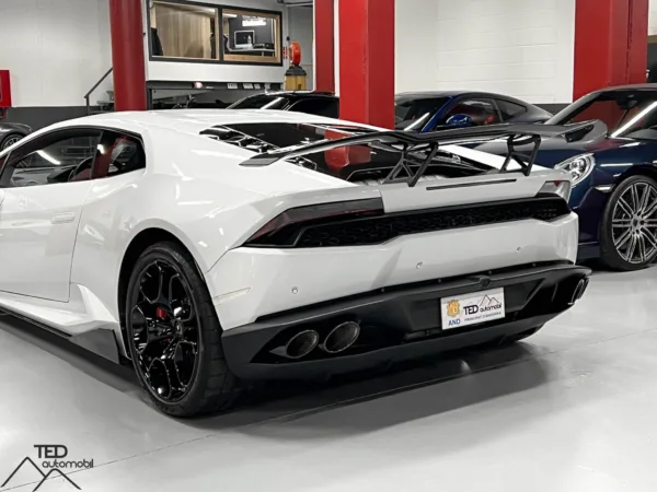 Lamborghini Huracan V10 LP610 4 Kit Nero 11