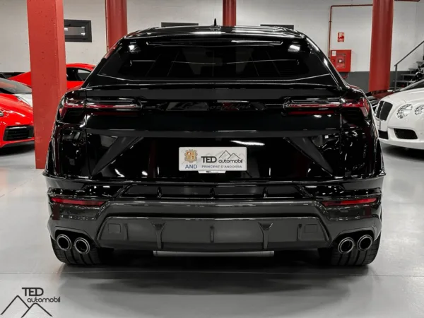 Lamborghini Urus Performante 666cv Negre 08