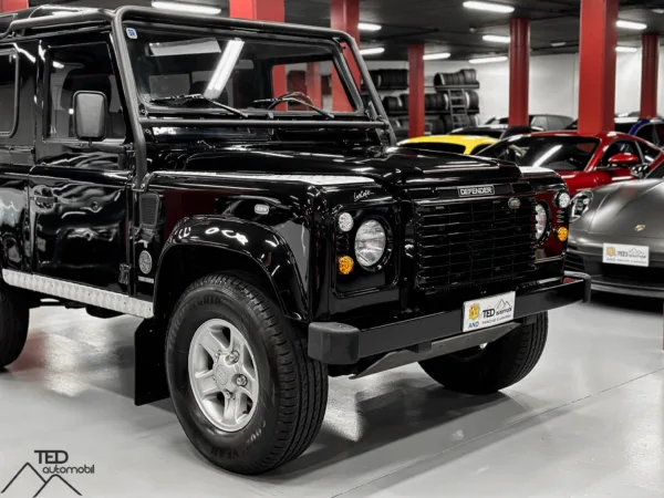 Land Rover Defender TD5 122cv 05