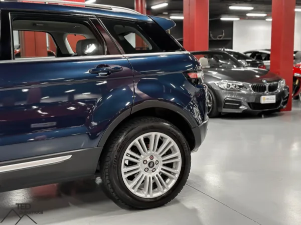 Land Rover Evoque sd4 dynamic automatic 190cv Blau 10