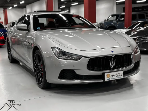 Maserati Ghibli S Q4 V6 410cv Gris 03