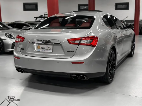 Maserati Ghibli S Q4 V6 410cv Gris 06