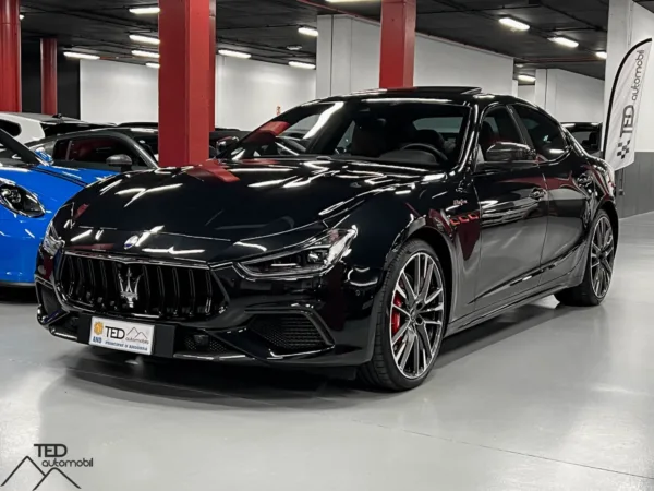 Maserati Ghibli Trofeo V8 580cv Principale