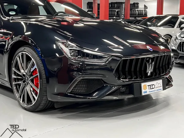 Maserati Ghibli Trofeo V8 580cv 05