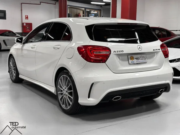 Mercedes A220 CDI Pack AMG 170cv 09