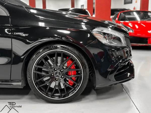 Mercedes A45 AMG 381cv 4 Matic 06