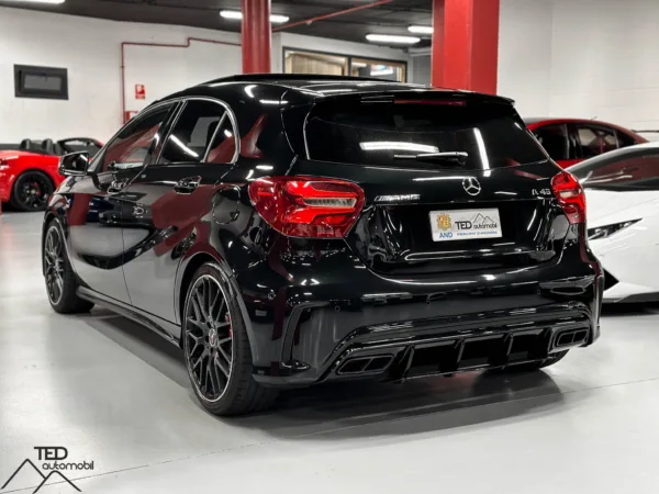 Mercedes A45 AMG 381cv 4 Matic 09