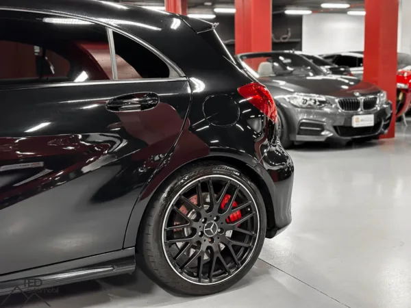 Mercedes A45 AMG 381cv 4 Matic 10