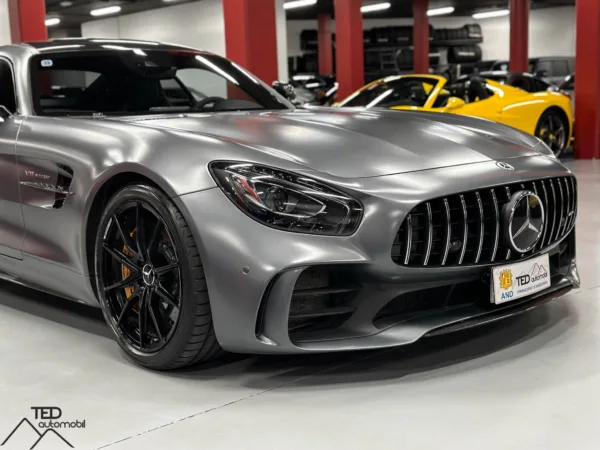 Mercedes AMG GT R 585cv 04