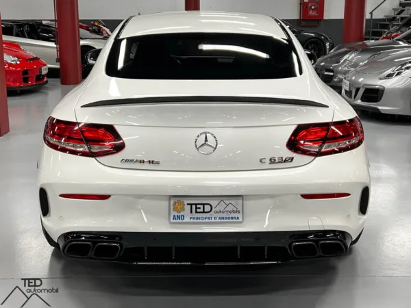 Mercedes C63s AMG 510cv 08