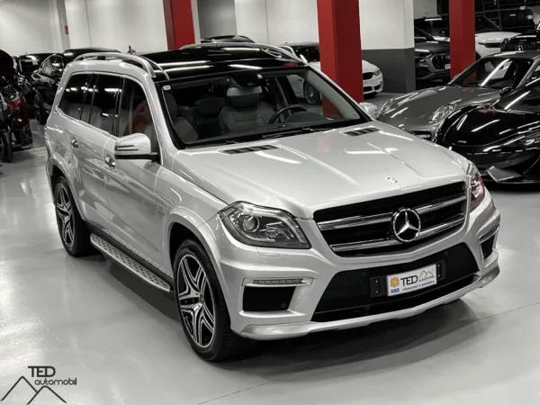 Mercedes GL 63 AMG 4 Matic 557cv 04