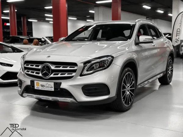 Mercedes GLA 220 4 Matic 184cv Principale