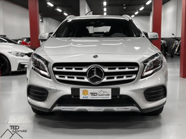 Mercedes GLA 220 4 Matic 184cv 02