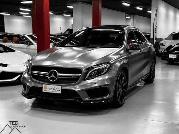 Mercedes GLA 45 AMG 360cv Exterior Carbono Principale