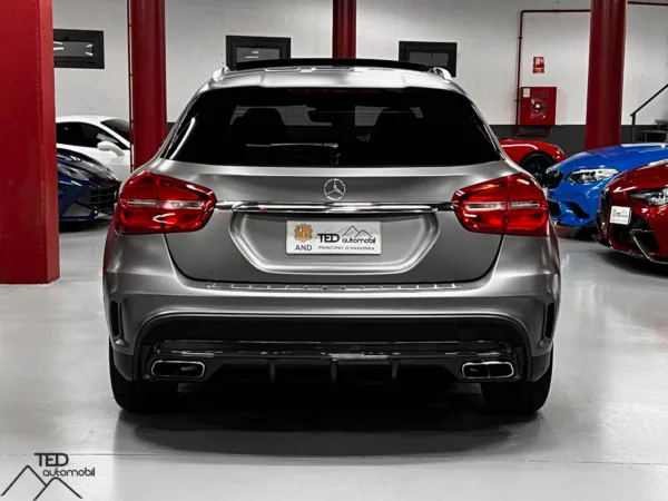 Mercedes GLA 45 AMG 360cv Exterior Carbono 07