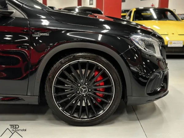 Mercedes GLA45 AMG 381cv 04